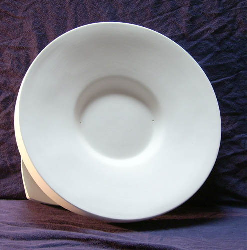 Wide Rimmed Plate 